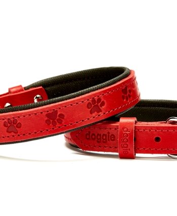 Doggie Pati Desenli Deri Köpek Boyun Tasması 2x35x40 cm Kırmızı